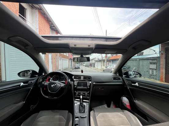 VOLKSWAGEN-GOLF-1.4 TSI HIGHLINE 16V GASOLINA 4P AUTOMÁTICO VOLKSWAGEN-GOLF-2013