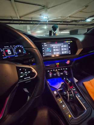 VOLKSWAGEN-JETTA-2022