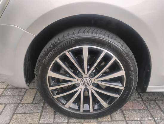 VOLKSWAGEN-JETTA-2.0 TSI HIGHLINE 200CV GASOLINA 4P TIPTRONIC VOLKSWAGEN-JETTA-2011