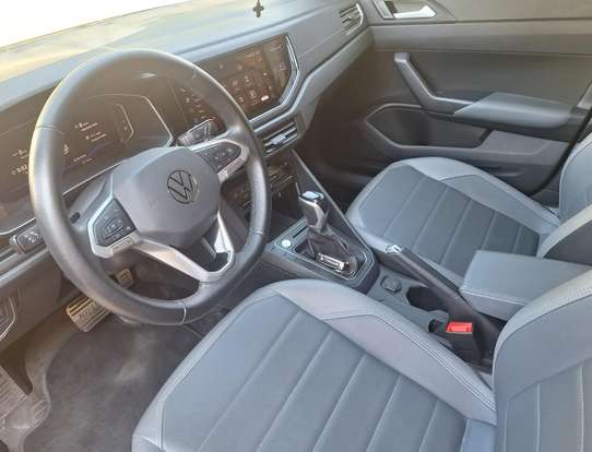 VOLKSWAGEN-NIVUS-1.0 200 TSI TOTAL FLEX HIGHLINE AUTOMÁTICO VOLKSWAGEN-NIVUS-2023