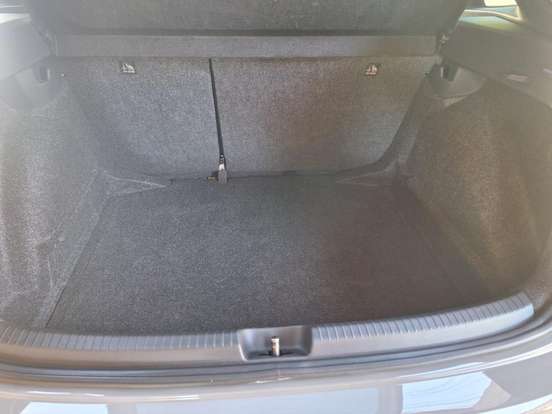 VOLKSWAGEN-NIVUS-1.0 200 TSI TOTAL FLEX HIGHLINE AUTOMÁTICO VOLKSWAGEN-NIVUS-2023