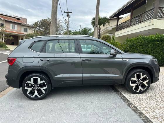 VOLKSWAGEN TAOS 1.4 250 TSI TOTAL FLEX HIGHLINE AUTOMÁTICO
