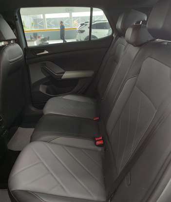 VOLKSWAGEN-T-CROSS-2024