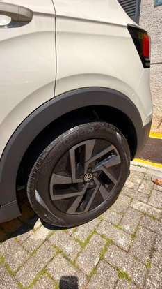 VOLKSWAGEN-T-CROSS-2024