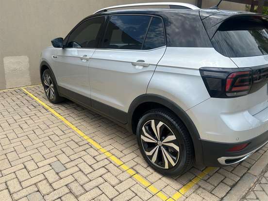 VOLKSWAGEN-T-CROSS-1.4 250 TSI TOTAL FLEX HIGHLINE AUTOMÁTICO VOLKSWAGEN-T-CROSS-2019