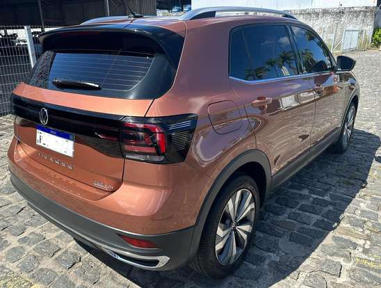 VOLKSWAGEN-T-CROSS-2019