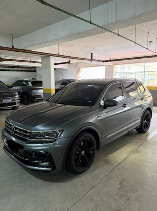 VOLKSWAGEN TIGUAN 2.0 350 TSI GASOLINA ALLSPACE R-LINE 4MOTION DSG