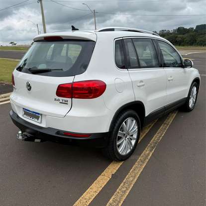 VOLKSWAGEN-TIGUAN-2013