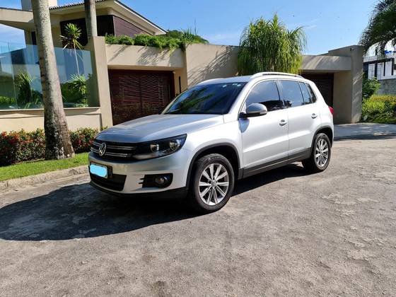 VOLKSWAGEN TIGUAN 2.0 TSI R-LINE 16V TURBO GASOLINA 4P TIPTRONIC