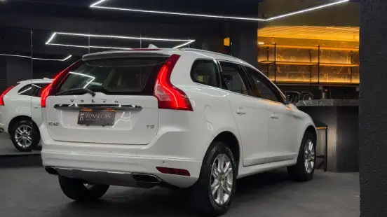 VOLVO-XC60-2013