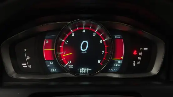 VOLVO-XC60-2013