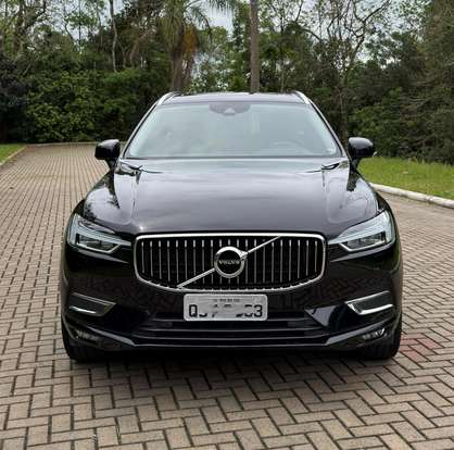 VOLVO-XC60-2019