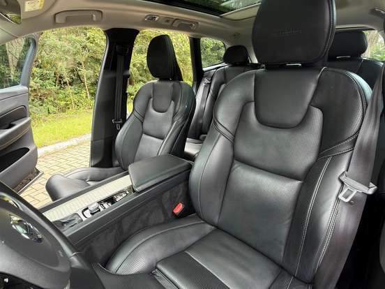 VOLVO-XC60-2.0 D5 DIESEL INSCRIPTION AWD GEARTRONIC VOLVO-XC60-2019