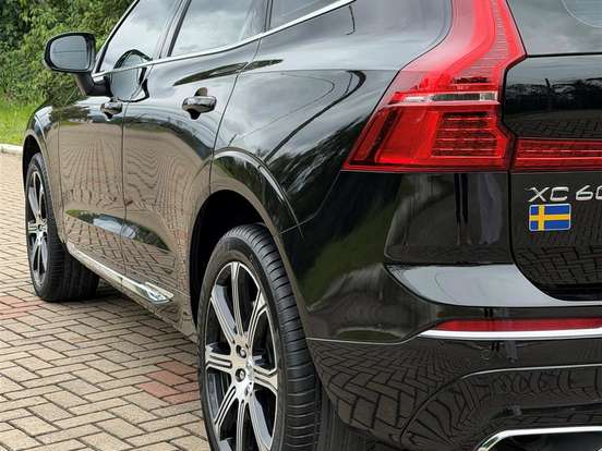 VOLVO-XC60-2.0 D5 DIESEL INSCRIPTION AWD GEARTRONIC VOLVO-XC60-2019