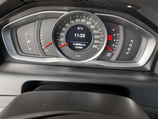VOLVO-XC60-2.0 T5 COMFORT FWD TURBO GASOLINA 4P AUTOMÁTICO VOLVO-XC60-2015