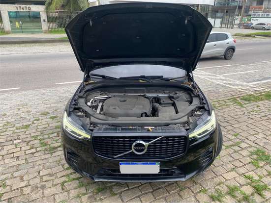 VOLVO-XC60-2.0 T5 GASOLINA R-DESIGN AWD GEARTRONIC VOLVO-XC60-2017