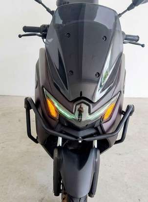 YAMAHA-NMAX CONNECTED 160 ABS-2025
