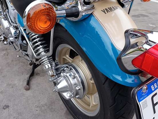 YAMAHA-XV 1100 VIRAGO YAMAHA-XV 1100 VIRAGO-1995