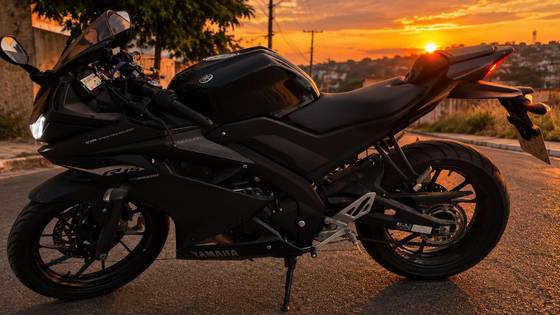 YAMAHA YZF R15 