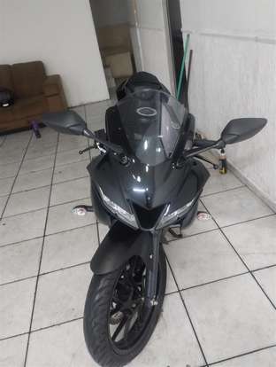 YAMAHA-YZF R15-2025