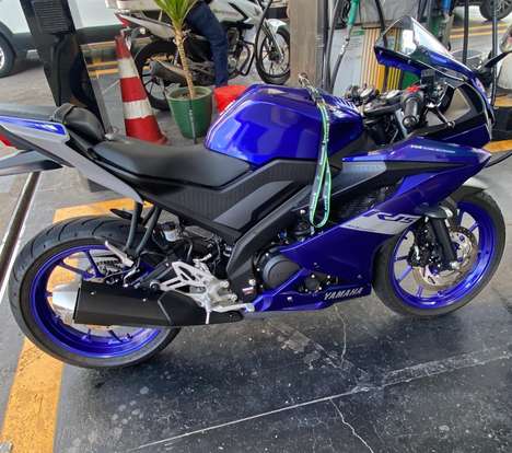 YAMAHA-YZF R15-2024