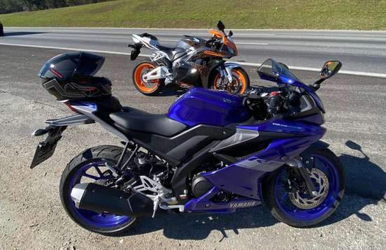 YAMAHA-YZF R15-2024