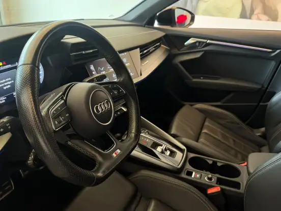 AUDI-A3-2021