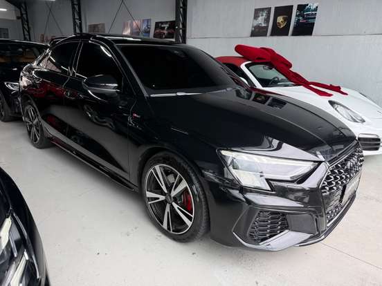 AUDI-A3-2022