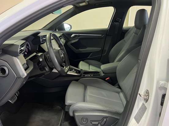 AUDI-A3-2023