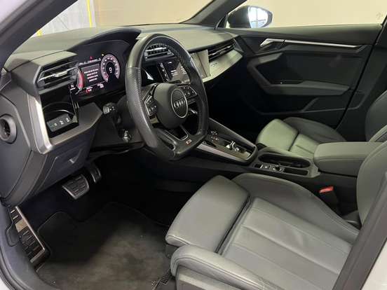 AUDI-A3-2023