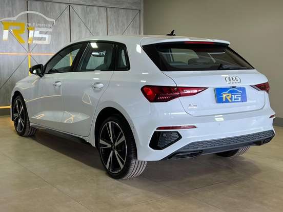 AUDI-A3-2023