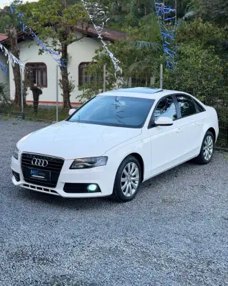 AUDI-A4-2011