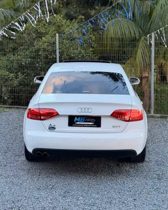 AUDI-A4-2011