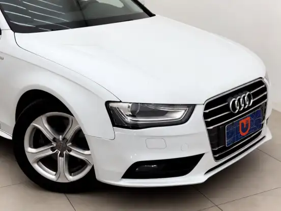 AUDI-A4-2012