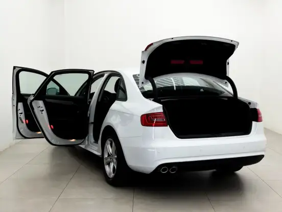 AUDI-A4-2012