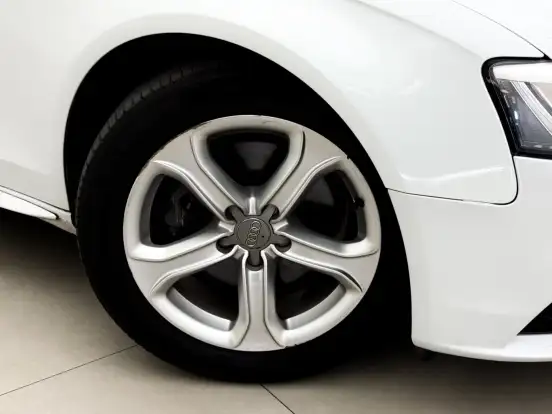 AUDI-A4-2012