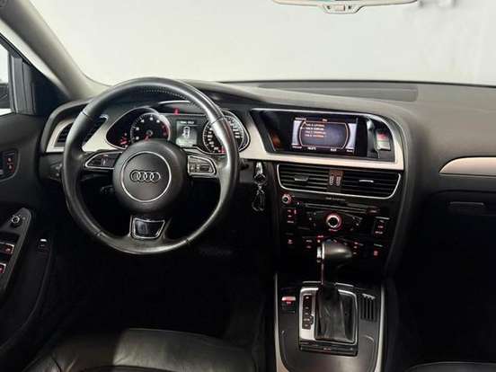 AUDI-A4-2.0 TFSI ATTRACTION 180CV GASOLINA 4P MULTITRONIC AUDI-A4-2012
