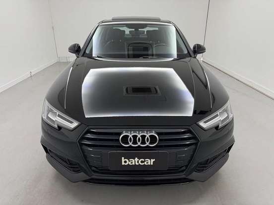 AUDI-A4-2017