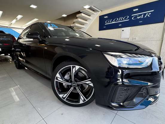 AUDI-A4-2023