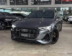 AUDI E-TRON ELÉTRICO SPORTBACK PERFORMANCE BLACK QUATTRO AUDI E-TRON ELÉTRICO SPORTBACK PERFORMANCE BLACK QUATTRO