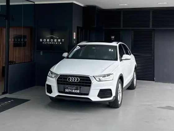 AUDI Q3 1.4 TFSI AMBIENTE GASOLINA 4P S TRONIC