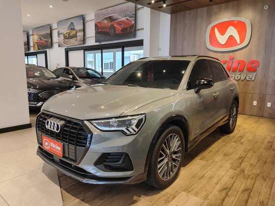 AUDI-Q3-2021