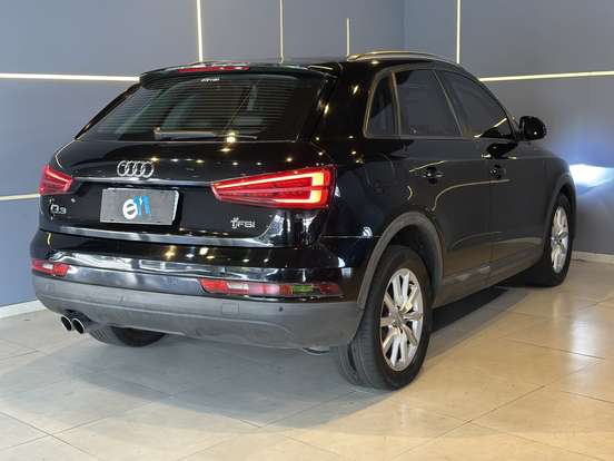 AUDI-Q3-2015