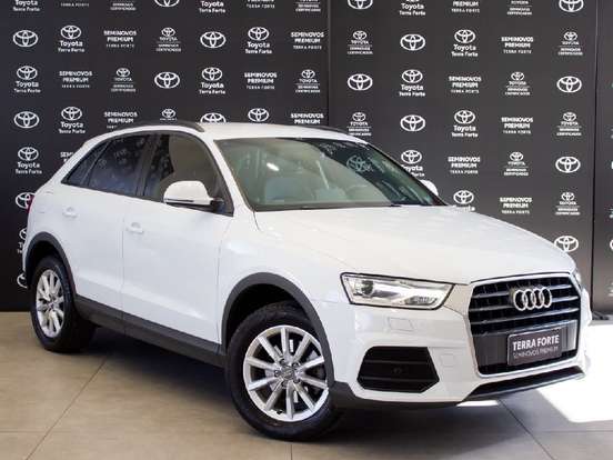 AUDI-Q3-2018