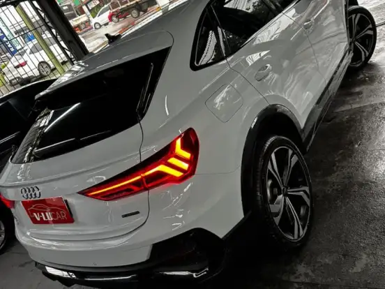 AUDI-Q3-2.0 40 TFSI GASOLINA PERFORMANCE BLACK PLUS QUATTRO TIPTRONIC AUDI-Q3-2023