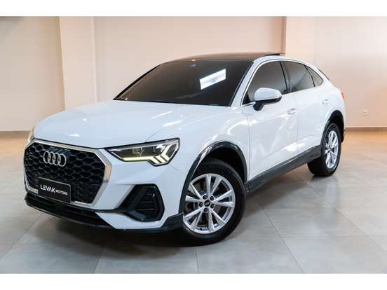 AUDI-Q3-2022