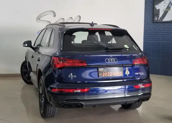 AUDI-Q5-2022