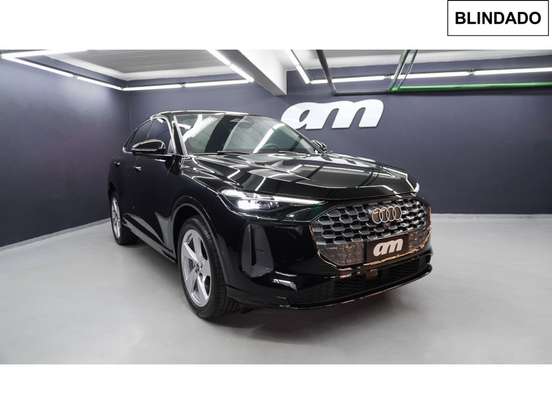 AUDI-Q5-2.0 45 TFSI GASOLINA S LINE BLACK QUATTRO S TRONIC AUDI-Q5-2025