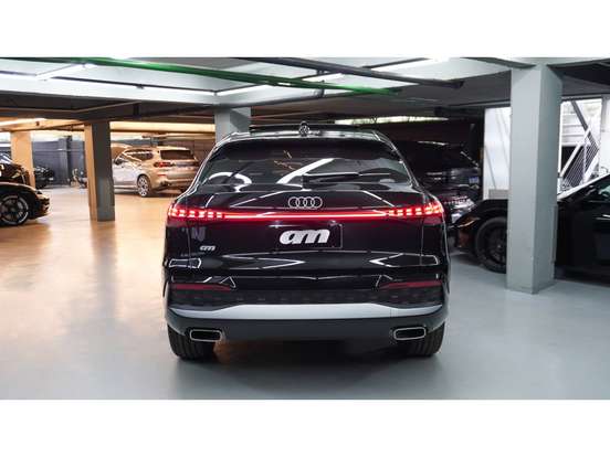 AUDI-Q5-2025
