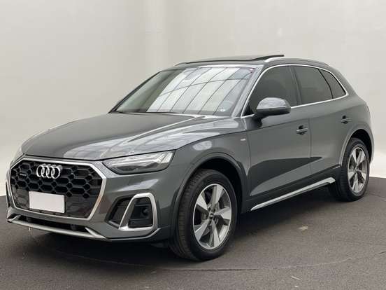 AUDI-Q5-2023